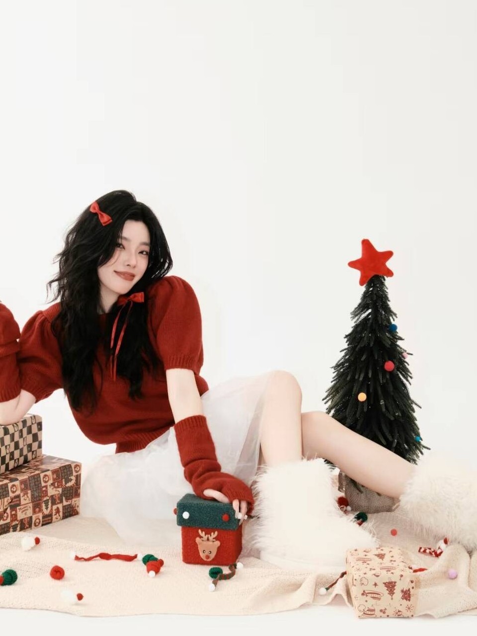 Maglione Rosso a Tema Natalizi - Photography Studio recensione e prezzo